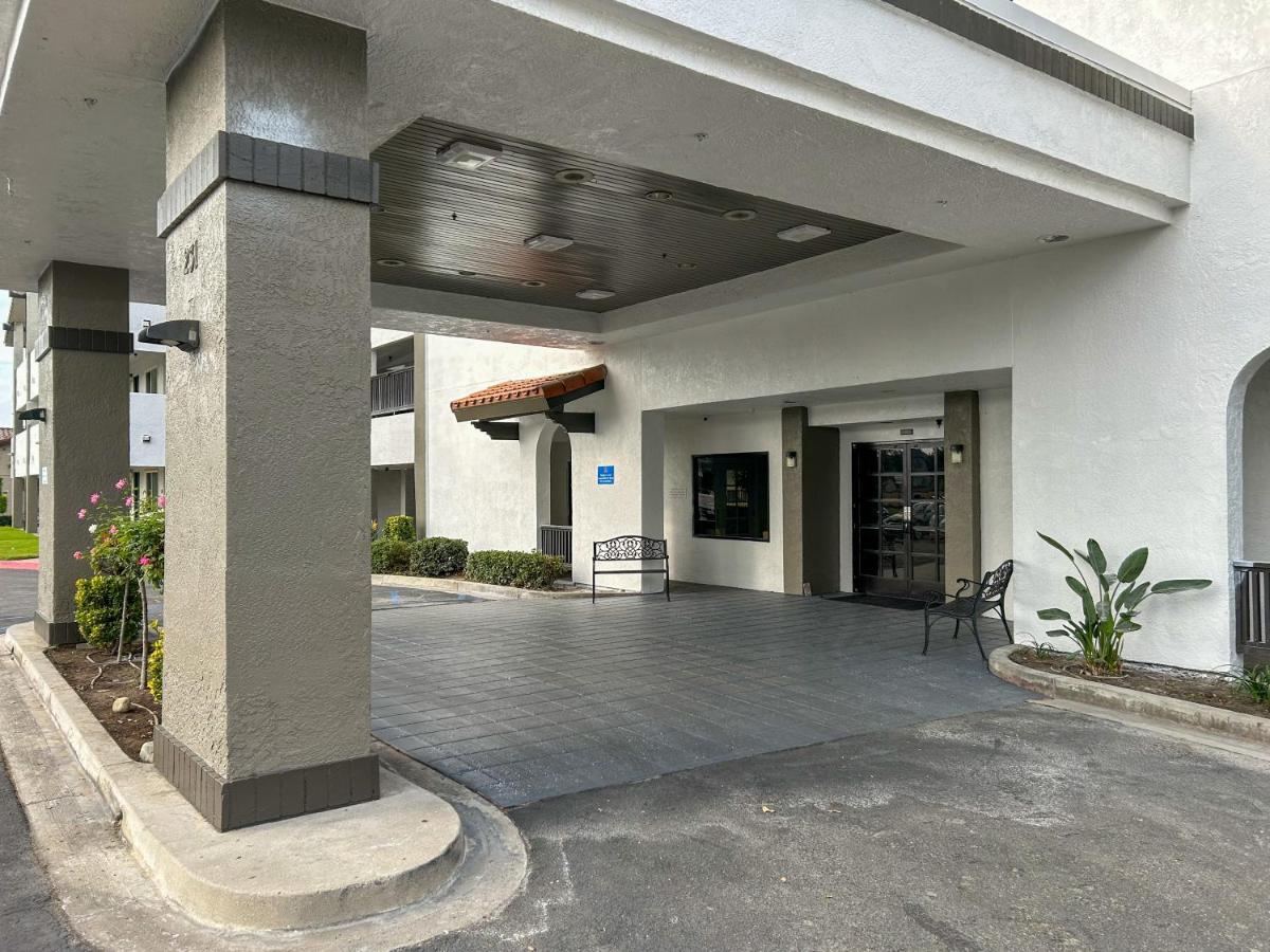 Studio 6 Ontario Ca Convention Center Airport Exterior photo